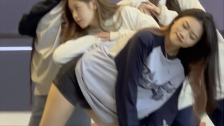 丹尼尔位翻跳直拍！