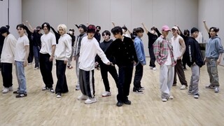 Phòng tập Don Quixote của SEVENTEEN được tiết lộ
