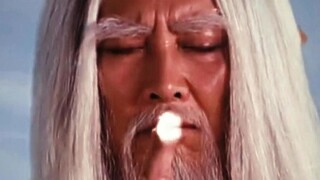 “以一己之力承包中华上下五千年的男人！”