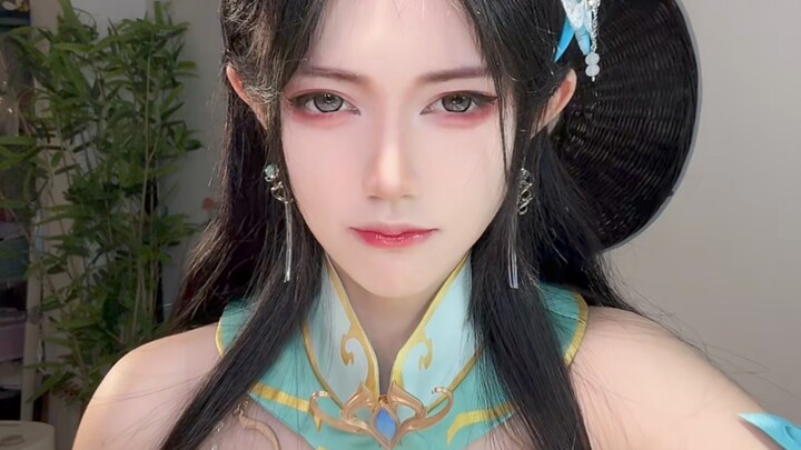 สาวน้อยซุ่นเอ๋อร์จะแต่งตัวเป็นซุ่นเอ๋อร์ผู้ใหญ่ได้อย่างไรนะ?