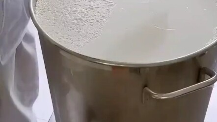 在这里吃酸奶肯定不用舔盖！