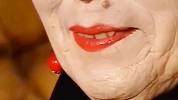 Seorang hartawan mengeluarkan sejuta tahil perak untuk menghadap Permaisuri Dowager Cixi, namun ia j