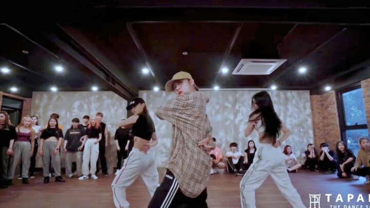 LEE JUNG của YGX cover lại bài “Love Shot” của EXO!