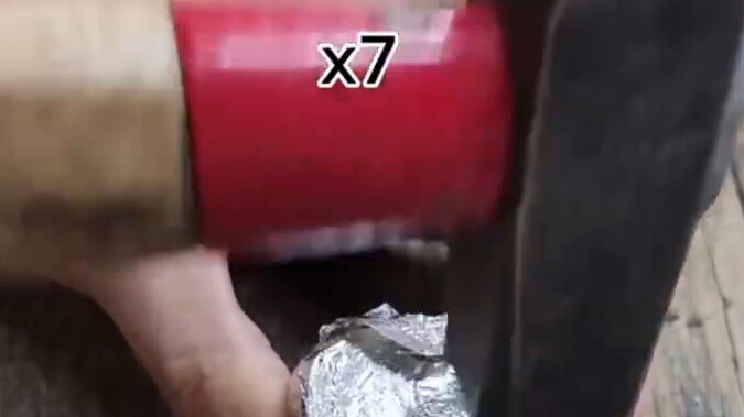 Hammer a 1000g solid ingot with aluminum foil Day 2.5