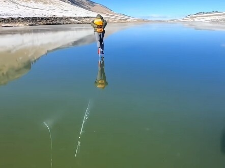 لقد هُزِعتُ من المشهد أمامي، وها قد حل موسم التزلج على الجليد البري مجددًا، وأنا أتعجب من براعة الطب