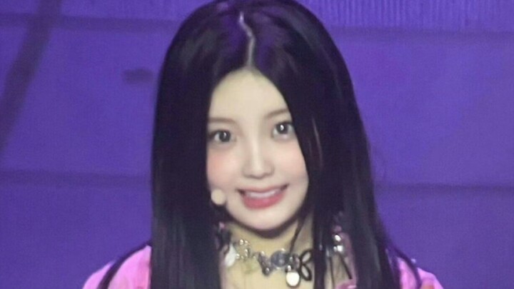 Enam Imut, Seorang Pendatang Baru yang Sangat Kuat