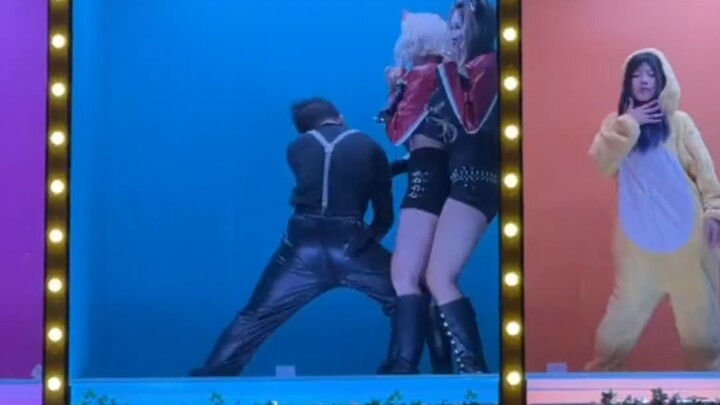 You can tell which sect they belong to just by their first move.