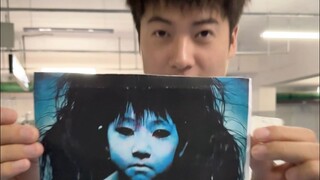 Paste a scary picture on the reversing image to give Bingbing a surprise