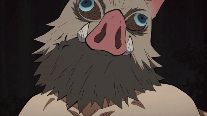 Anh ấy dùng mặt nạ che giấu bản thân, dùng sự hoang dã bao bọc trái tim yếu đuối bên trong.