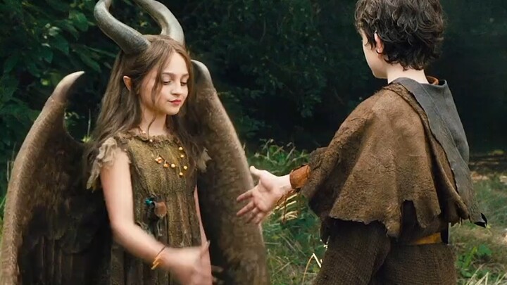 "Bà là một bà tiên đỡ đầu đầy kiêu hãnh và dịu dàng"