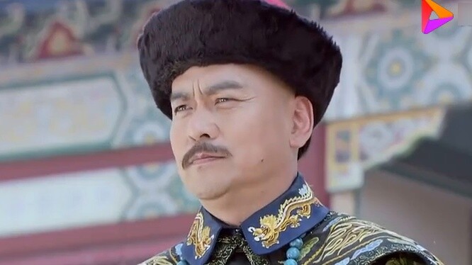 ปูยียกเลิกระบบขันทีและขับไล่ขันทีทั้งหมดออกจากพระราชวัง