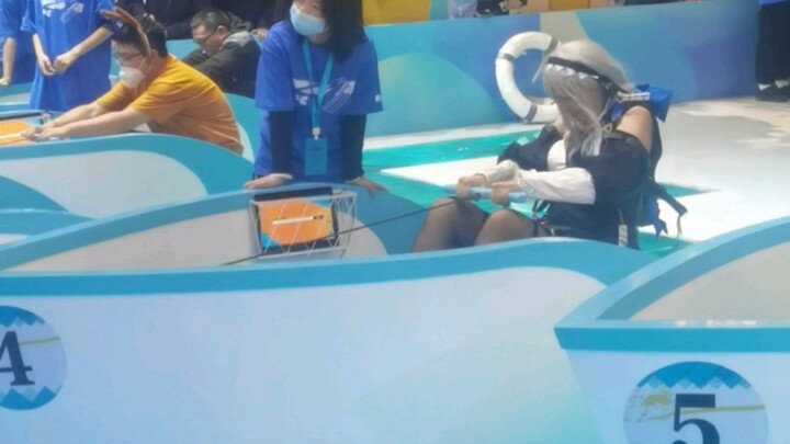 Deep Sea Hunter x Hunter Retreats from Dorschess