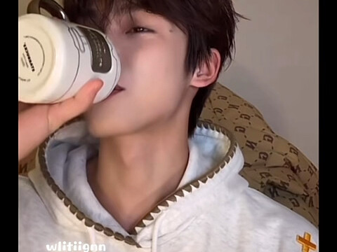 Zhan Xuan requests songs and connects with Zi Yu—these two are just too much fun!