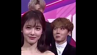 [BTS] Hoseok accidentally overlapped with the female MC's sound effects during the interview. Frostf