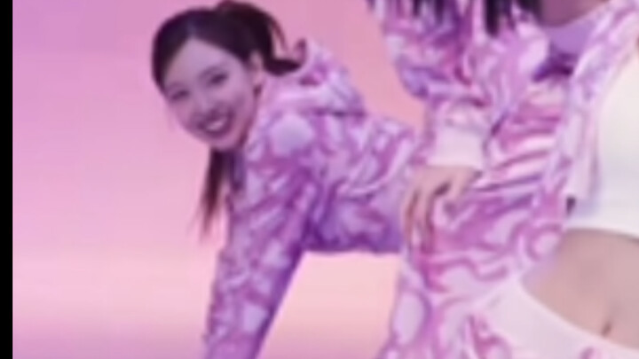 Who would have believed this lady is almost thirty already🤣