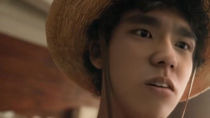 If I had known, cosplaying Luffy would be...