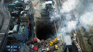 坠入地下500米！韩国灾难片《地陷》首曝预告，李光洙+车胜元+金成钧