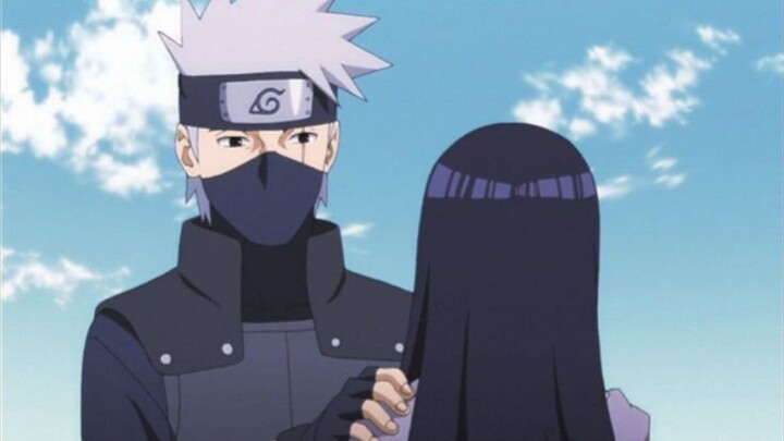 Kakashi Naksir Sama Hinata?