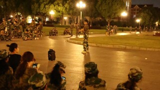 [EXO][GROWL] Siapa yang dapat menahan diri untuk tidak mendengar raungan selama latihan militer?