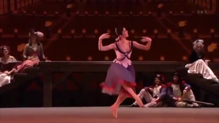 Ballet Little Treasure นำเสนอเรื่อง Paris Flame