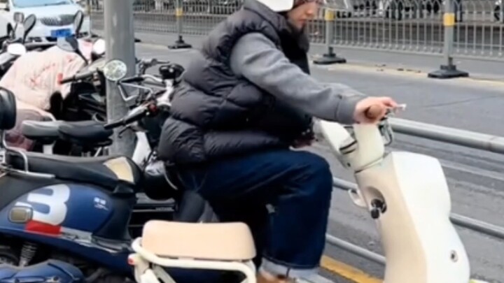 คู่มือการใช้รถจักรยานยนต์ไฟฟ้ามาตรฐานแห่งชาติฉบับใหม่