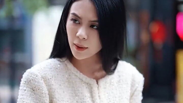 Những cô bạn thân giàu có kiểu này thật đáng sợ! Cô ta sẽ làm bạn sa đọa, tha hóa và ép bạn sống một