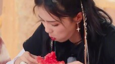 How cute is Bai Lu in private? She imitated the screaming emoticon of a groundhog and opened a shop