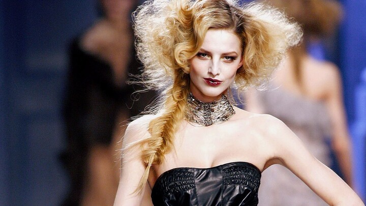 HD Era! Beautiful upermodel Worthy of Your Attention-Michaela Kocianova Runway Cut