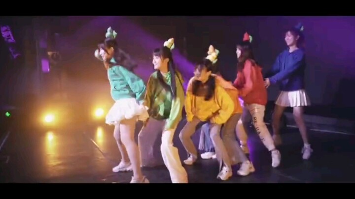 BTS bản nữ nhảy Hai Chú Hổ Thích Nhảy Múa