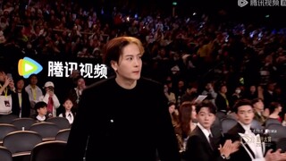 【王嘉尔】腾讯视频星光大赏年度海外最具影响力艺人！