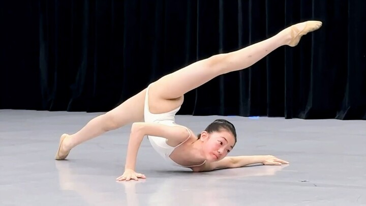 Landscape Mode: Xiaoyi’s Dance Repertoire Showcase [Zhejiang Art School Hunan Province Enrollment Ex