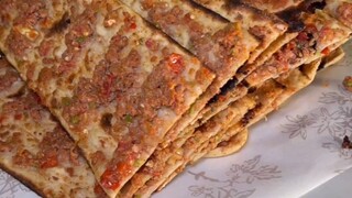 Authentic Turkish minced meat flatbread—its cooking process is incredibly intricate