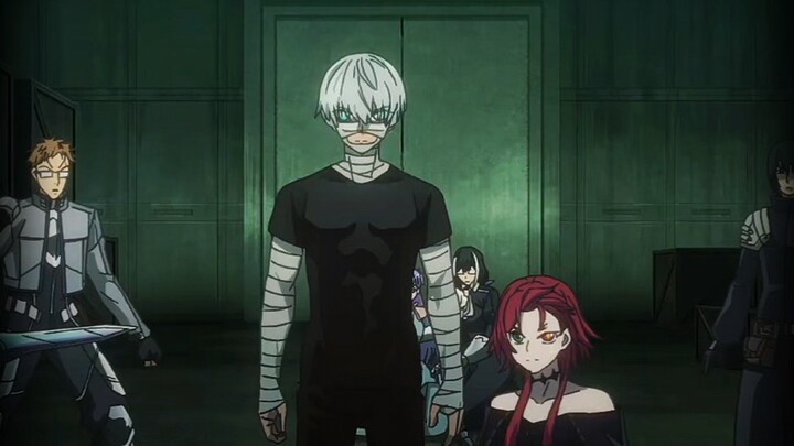 Seeing that there was a sword growing in the hero's body, the princess couldn't hold back