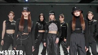Ảnh bìa sân khấu đặc biệt Billlie AAA Phòng tập anh hùng SHINee+NCT127