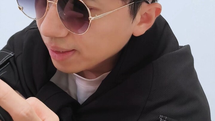 Biasanya pusing habis mikir buat jawab soal pilihan ganda, tapi pas pilih masa depan cuma ikut-ikuta