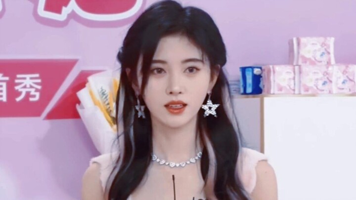 يمكنك دائمًا الوثوق بجمالها! هذه الأخت أبهرتني من جديد 【جو جينغ يي】