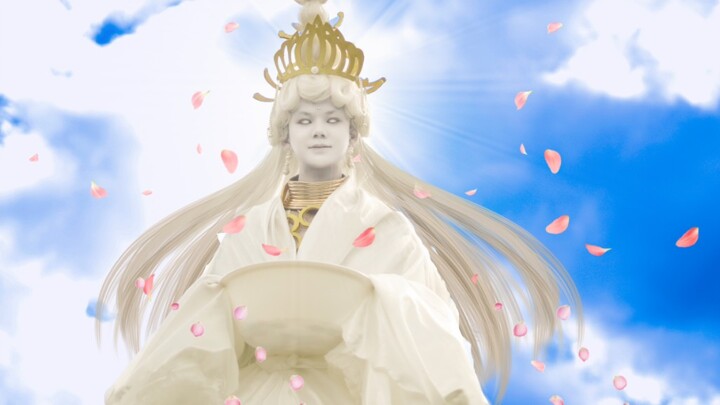 I finally captured the Lunarians in broad daylight!