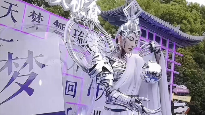 Apakah Bodhisattva elektronik akan menganugerahkan pencerahan kepada hantu bionik?