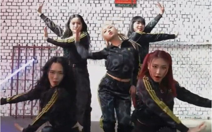 【Street Girls Warrior】Mengubah ledakan bada terbaru Solar+Moonbyul