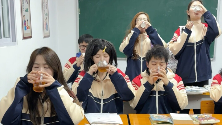 At school, everything tastes good except the food in the cafeteria.