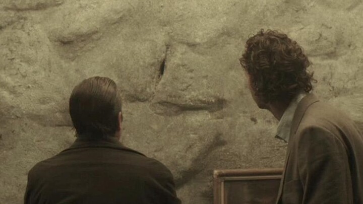 A man chipped away at the wall and discovered that hell and the human world are separated by just on