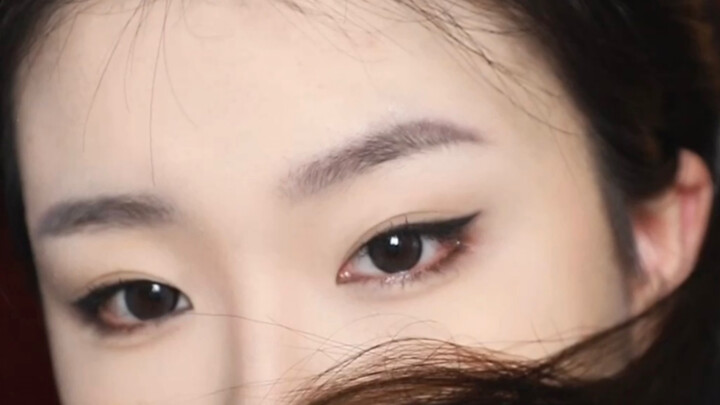 Liu Yifei’s Eye Makeup | Single-Eyelid and Slightly Double-Eyelid Girls, Give It a Try!