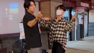 Người thứ hai: Những đồng đội kỳ lạ trong thư viện ảnh điện thoại [SEVENTEEN]