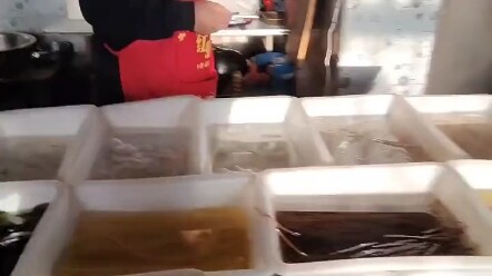 Hot pot pedas ini sungguh nikmat