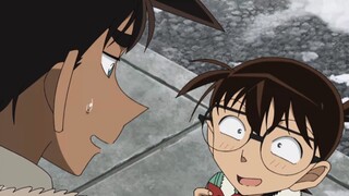 "Conan menggoda Hattori Heiji setiap hari"