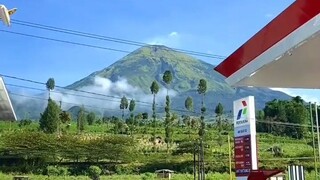 SPBU dengan Pemandangan indah