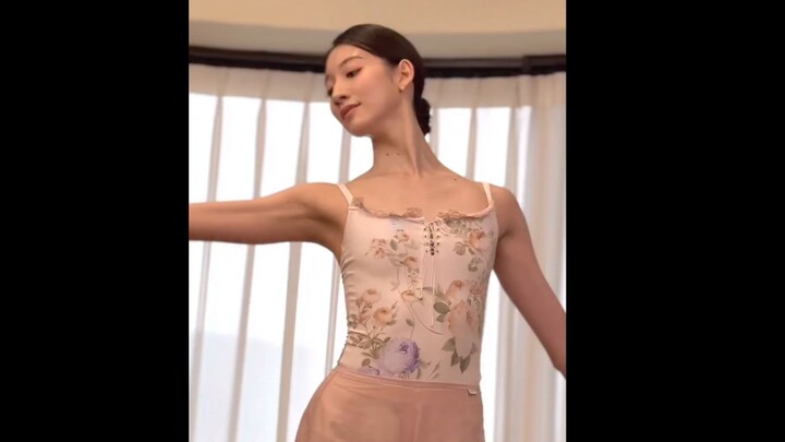 [Ballet Star] Jung Eun Ji - Tchaikovsky Ballet Class