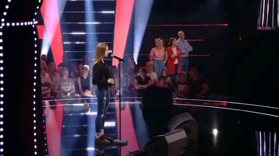 Jade - Homesick [Blind Audition] The Voice Kids