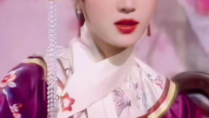 The stunning beauty chosen by capital VS the stunning beauty chosen by coal bosses!