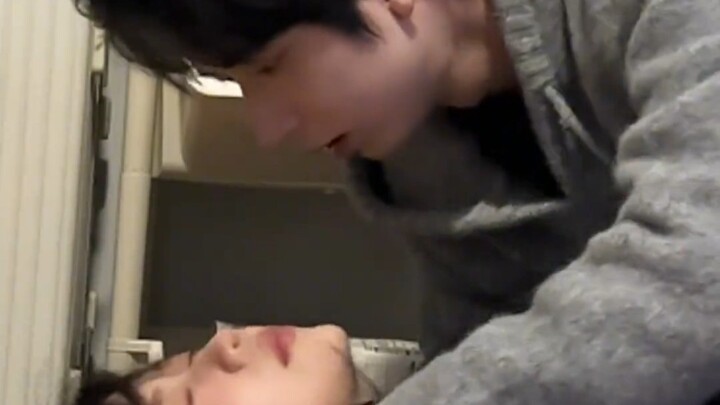 Chào mừng mọi người đến ăn tiệc